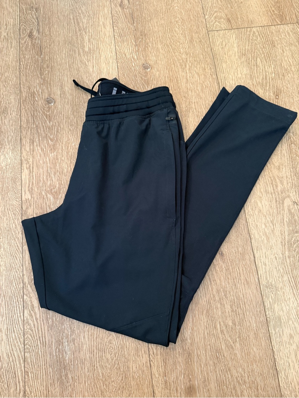 NWT Under Armour Men’s Performance Jogger Pants